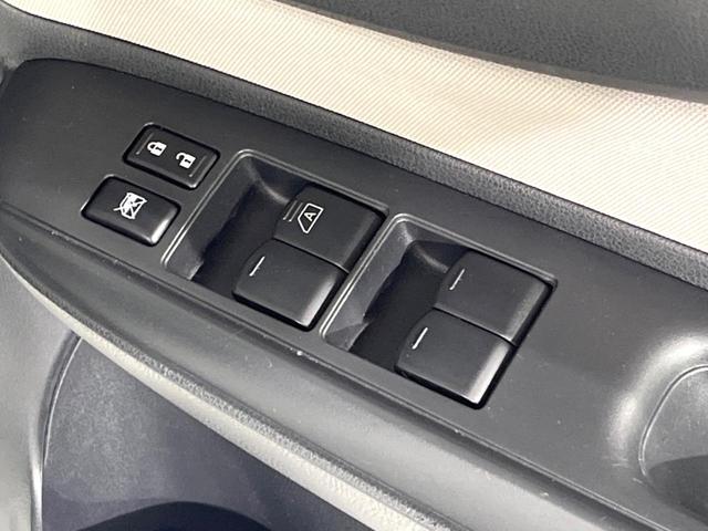 ノート e-パワー X 純正SDナビ 全周囲カメラ 衝突被害軽減システム 禁煙車 ドラレコ コーナーセンサー スマートキー LEDヘッド ETC 純正15インチアルミ 車線逸脱警報 オートライト オートエアコン(22枚目)