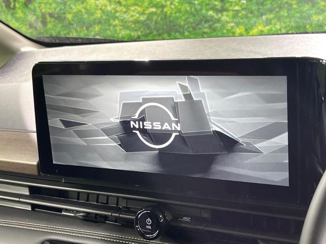 セレナ e-パワー ハイウェイスターV 登録済未使用車 両側電動ドア 全周囲カメラ 衝突被害軽減システム レーダークルーズ コーナーセンサー スマートキー LEDヘッド ビルトインETC 純正16インチアルミ オートハイビーム(3枚目)