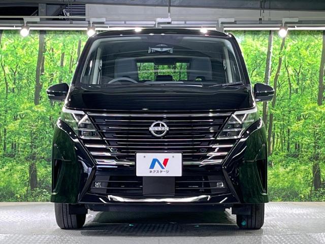 セレナ e-パワー ハイウェイスターV 登録済未使用車 両側電動ドア 全周囲カメラ 衝突被害軽減システム レーダークルーズ コーナーセンサー スマートキー LEDヘッド ビルトインETC 純正16インチアルミ オートハイビーム(15枚目)