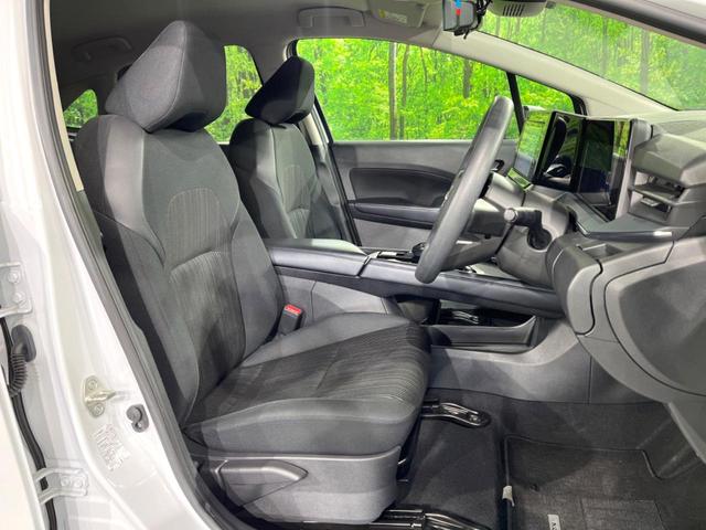 ノート Ｘ　純正ＳＤナビ　アラウンドビューモニター　衝突被害軽減システム　レーダークルーズ　禁煙車　コーナーセンサー　スマートキー　ＬＥＤヘッド　ビルトインＥＴＣ　オートハイビーム　車線逸脱警報　オートライト（8枚目）