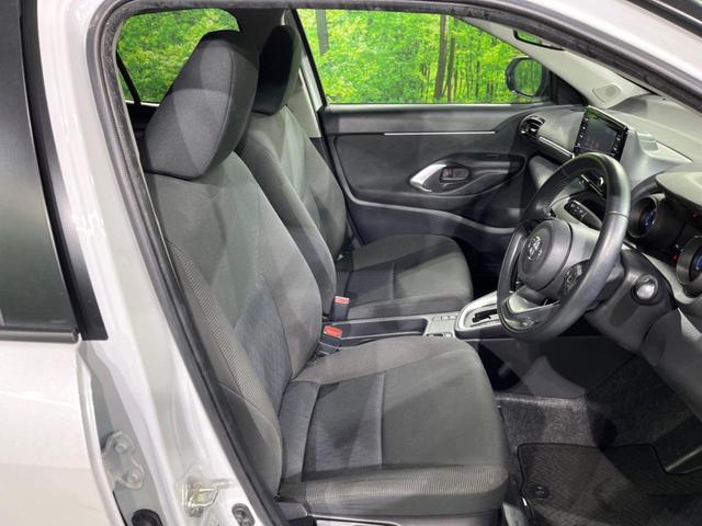 ヤリスクロス G 全周囲カメラ ナビ機能付きディスプレイオーディオ レーダークルーズ コーナーセンサー スマートキー LEDヘッド ビルトインETC 純正16インチアルミ オートハイビーム 車線逸脱警報 オートライト(8枚目)