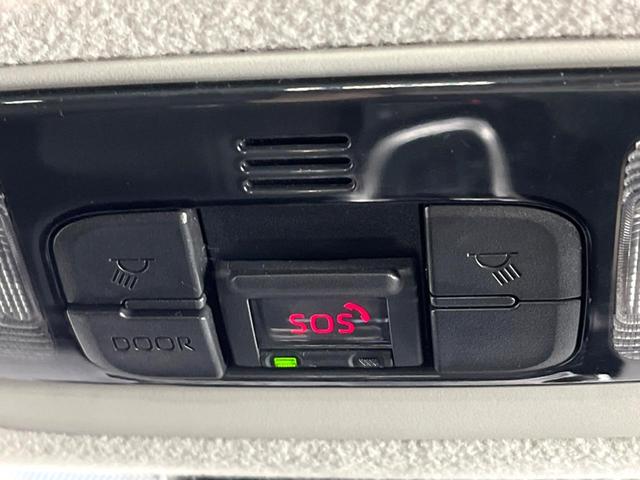 ヤリスクロス G 全周囲カメラ ナビ機能付きディスプレイオーディオ レーダークルーズ コーナーセンサー スマートキー LEDヘッド ビルトインETC 純正16インチアルミ オートハイビーム 車線逸脱警報 オートライト(35枚目)