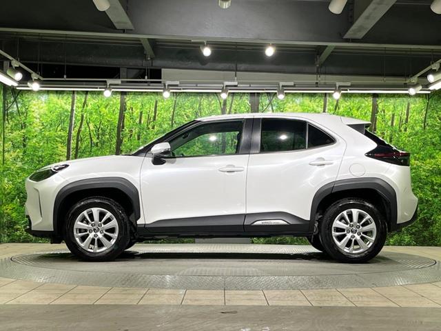 ヤリスクロス G 全周囲カメラ ナビ機能付きディスプレイオーディオ レーダークルーズ コーナーセンサー スマートキー LEDヘッド ビルトインETC 純正16インチアルミ オートハイビーム 車線逸脱警報 オートライト(51枚目)