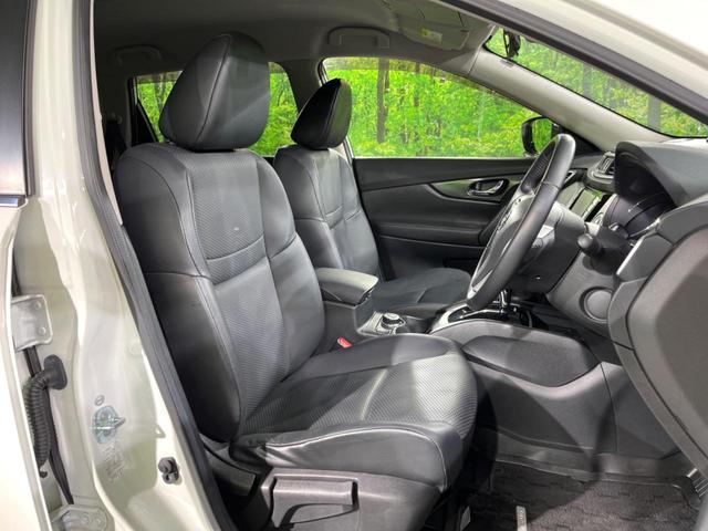 エクストレイル 20X エマージェンシーブレーキパッケージ 4WD 純正SDナビ バックカメラ 禁煙車 レザーシート ドラレコ コーナーセンサー スマートキー HIDヘッド ビルトインETC 純正17インチアルミ オートライト デュアルエアコン(8枚目)