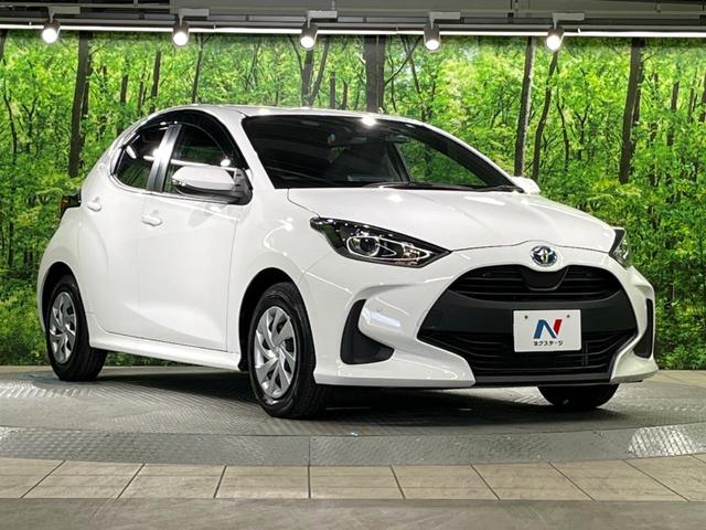 ヤリス ハイブリッドＸ　ナビ付ディスプレイ　衝突被害軽減システム　レーダークルーズ　禁煙車　ドラレコ　コーナーセンサー　スマートキー　ＥＴＣ　車線逸脱警報　オートライト　オートエアコン　Ｂｌｕｅｔｏｏｔｈ　電動格納ミラー（16枚目）