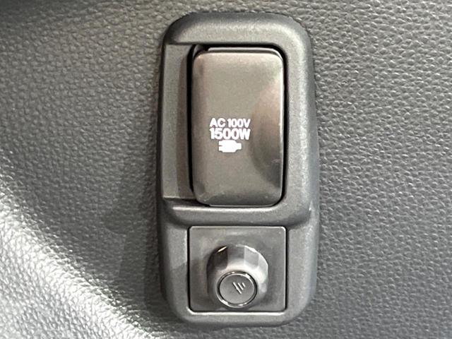 ヤリス ハイブリッドＸ　ナビ付ディスプレイ　衝突被害軽減システム　レーダークルーズ　禁煙車　ドラレコ　コーナーセンサー　スマートキー　ＥＴＣ　車線逸脱警報　オートライト　オートエアコン　Ｂｌｕｅｔｏｏｔｈ　電動格納ミラー（38枚目）