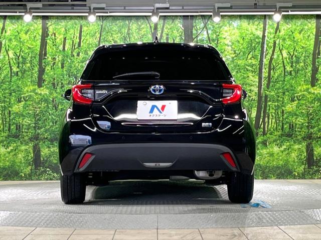 ヤリス ハイブリッドＺ　ディスプレイオーディオ　全周囲カメラ　衝突軽減システム　レーダークルーズ　禁煙車　ドラレコ　コーナーセンサー　スマートキー　ＬＥＤヘッド　ビルトインＥＴＣ　オートハイビーム　車線逸脱警報（15枚目）