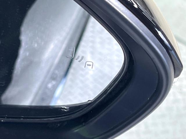 ヤリス ハイブリッドＺ　ディスプレイオーディオ　全周囲カメラ　衝突軽減システム　レーダークルーズ　禁煙車　ドラレコ　コーナーセンサー　スマートキー　ＬＥＤヘッド　ビルトインＥＴＣ　オートハイビーム　車線逸脱警報（22枚目）