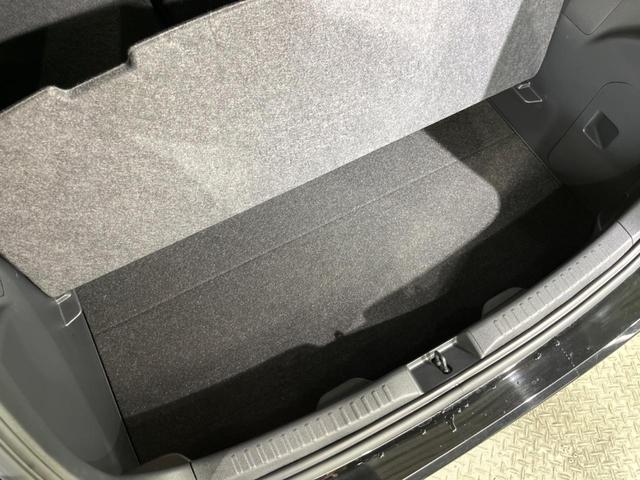 ヤリス ハイブリッドＺ　ディスプレイオーディオ　全周囲カメラ　衝突軽減システム　レーダークルーズ　禁煙車　ドラレコ　コーナーセンサー　スマートキー　ＬＥＤヘッド　ビルトインＥＴＣ　オートハイビーム　車線逸脱警報（44枚目）