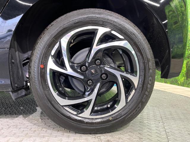 ヤリス ハイブリッドＺ　ディスプレイオーディオ　全周囲カメラ　衝突軽減システム　レーダークルーズ　禁煙車　ドラレコ　コーナーセンサー　スマートキー　ＬＥＤヘッド　ビルトインＥＴＣ　オートハイビーム　車線逸脱警報（48枚目）