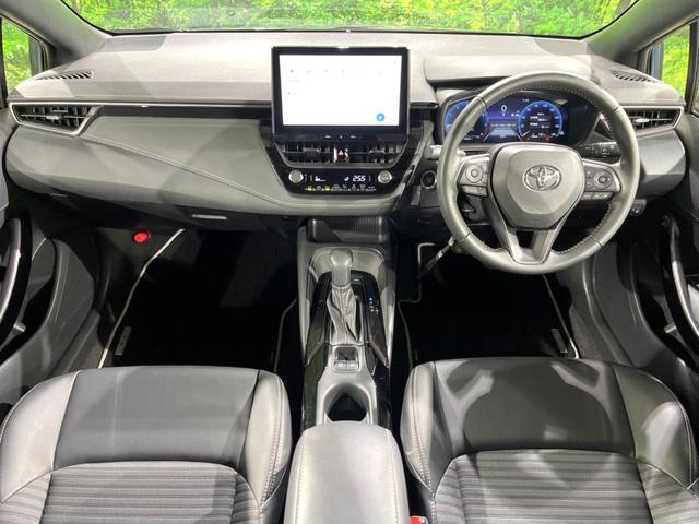 カローラツーリング ダブルバイビー　１０．５インチディスプレイオーディオ　バックカメラ　衝突被害軽減システム　レーダークルーズ　禁煙車　ハーフレザーシート　ＬＥＤヘッド　ＥＴＣ２．０　純正１７インチアルミ　車線逸脱警報　オートライト（2枚目）