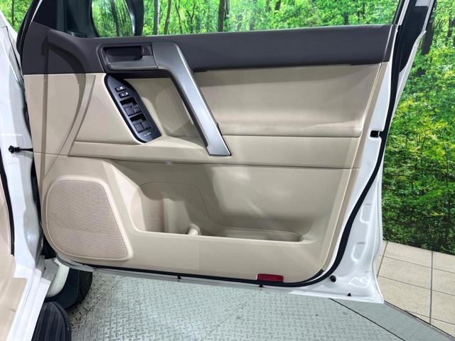 ランドクルーザープラド ＴＸ　Ｌパッケージ　４ＷＤ　サンルーフ　７人乗り　バックカメラ　トヨタセーフティセンス　レーダークルーズ　禁煙車　デジタルインナーミラー　レザーシート　ドラレコ　コーナーセンサー　ＬＥＤヘッド　ビルトインＥＴＣ（49枚目）