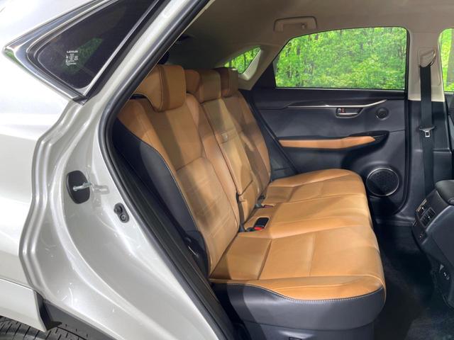 ＮＸ ＮＸ３００ｈ　バージョンＬ　サンルーフ　バックカメラ　衝突被害軽減システム　レーダークルーズ　電動リアゲート　レザーシート　前席シートエアコン　ドラレコ　コーナーセンサー　スマートキー　ＬＥＤヘッド　ＥＴＣ２．０（9枚目）