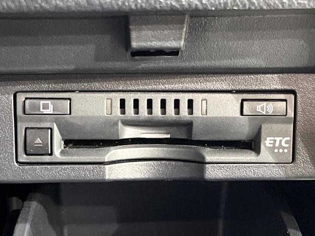 アルファード ２．５Ｓ　Ｃパッケージ　サンルーフ　純正９型ＤＡ　両側電動ドア　フリップダウンモニター　バックカメラ　１００Ｖ電源　レーダークルーズ　電動リアゲート　レザー調シート　前席シートエアコン　前後席パワーシート　ドラレコ（30枚目）