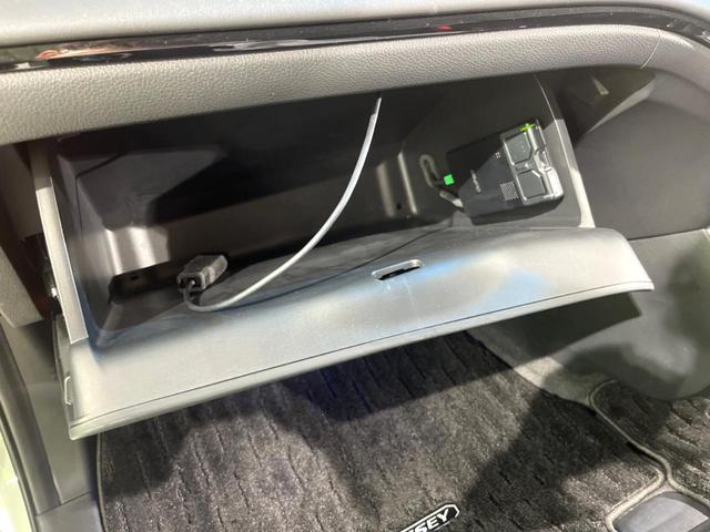 オデッセイハイブリッド ｅ：ＨＥＶアブソルート・ＥＸ　純正１０型ナビ　両側電動ドア　全周囲カメラ　衝突被害軽減システム　レーダークルーズ　ハーフレザーシート　ドラレコ　コーナーセンサー　スマートキー　ＬＥＤヘッド　ＥＴＣ２．０　純正１８インチアルミ（22枚目）