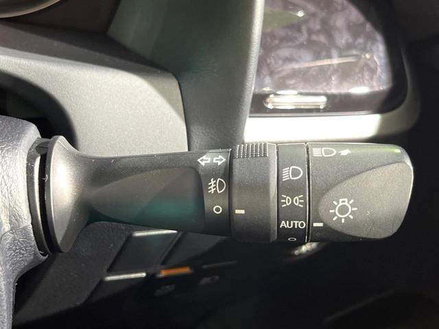 アルファード ２．５Ｓ　タイプゴールド　サンルーフ　両側電動ドア　純正ＳＤナビ　後席モニター　バックカメラ　衝突被害軽減システム　レーダークルーズ　禁煙車　電動リアゲート　ハーフレザーシート　ドラレコ　コーナーセンサー　スマートキー（36枚目）