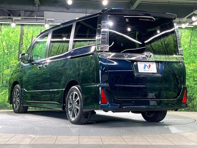 ヴォクシー ＺＳ　煌ＩＩ　フリップダウンモニター　純正９インチナビ　両側パワースライドドア　リアオートエアコン　スマートキー　クルーズコントロール　クリアランスソナー　ＥＴＣ　オートエアコン　オートライト（54枚目）