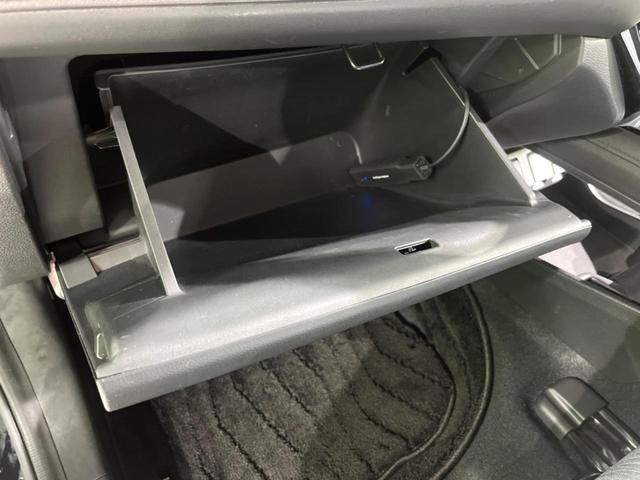 ヴェゼル ハイブリッドＺ・ホンダセンシング　ホンダセンシング　純正ナビ　バックカメラ　アダプティブクルーズコントロール　シートヒーター　ドライブレコーダー　ＥＴＣ　Ｂｌｕｅｔｏｏｔｈ接続　オートライト　純正１７インチアルミホイール（21枚目）