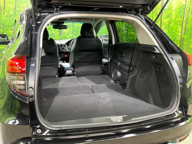 ヴェゼル ハイブリッドＺ・ホンダセンシング　ホンダセンシング　純正ナビ　バックカメラ　アダプティブクルーズコントロール　シートヒーター　ドライブレコーダー　ＥＴＣ　Ｂｌｕｅｔｏｏｔｈ接続　オートライト　純正１７インチアルミホイール（39枚目）