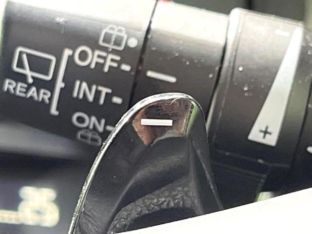 ヴェゼル ハイブリッドＺ・ホンダセンシング　ホンダセンシング　純正ナビ　バックカメラ　アダプティブクルーズコントロール　シートヒーター　ドライブレコーダー　ＥＴＣ　Ｂｌｕｅｔｏｏｔｈ接続　オートライト　純正１７インチアルミホイール（51枚目）