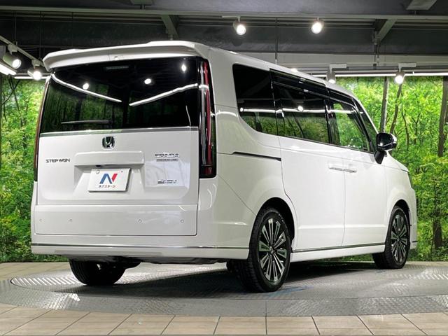 ステップワゴン ｅ：ＨＥＶスパーダ　プレミアムライン　純正１１．４インチナビ　両側電動ドア　全周囲カメラ　衝突被害軽減システム　レーダークルーズ　電動リアゲート　ハーフレザーシート　ドラレコ　コーナーセンサー　ＬＥＤヘッド　ＥＴＣ　純正１７インチアルミ（18枚目）