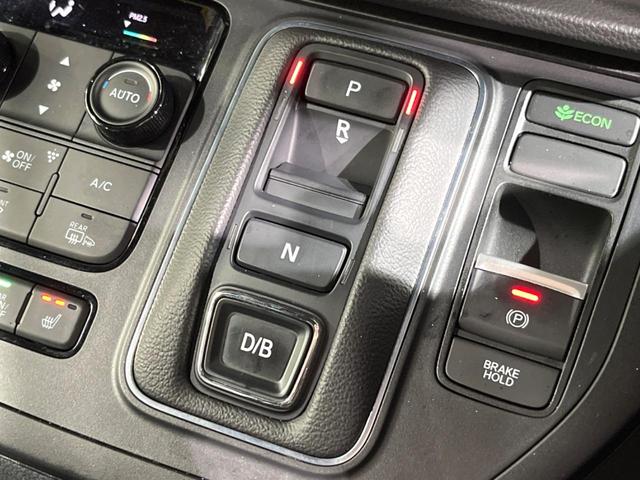 ステップワゴン ｅ：ＨＥＶスパーダ　プレミアムライン　純正１１．４インチナビ　両側電動ドア　全周囲カメラ　衝突被害軽減システム　レーダークルーズ　電動リアゲート　ハーフレザーシート　ドラレコ　コーナーセンサー　ＬＥＤヘッド　ＥＴＣ　純正１７インチアルミ（42枚目）