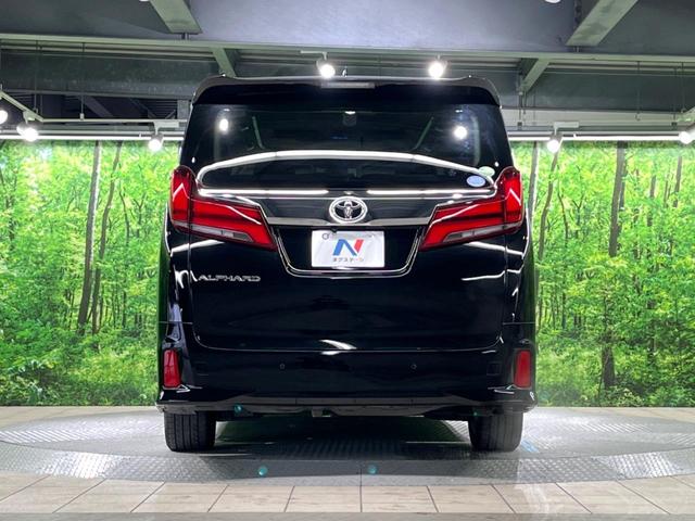 アルファード ２．５Ｓ　Ａパッケージ　サンルーフ　両側電動ドア　ナビ　バックカメラ　衝突被害軽減システム　レーダークルーズ　電動リアゲート　コーナーセンサー　スマートキー　ＬＥＤヘッド　ビルトインＥＴＣ　純正１８インチアルミ　オートライト（16枚目）