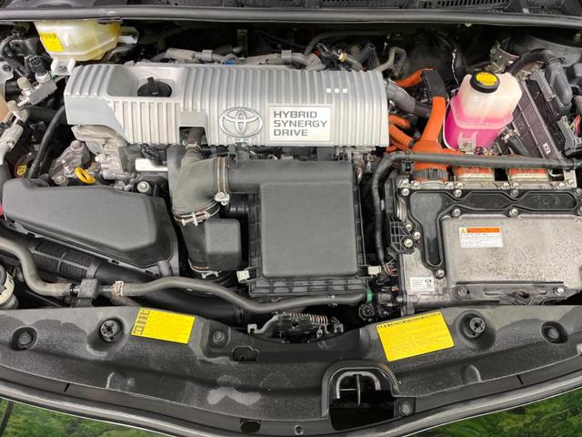 プリウス Ｇ　純正ＳＤナビ　バックカメラ　禁煙車　ハーフレザーシート　パワーシート　ドラレコ　スマートキー　ＨＩＤヘッド　ビルトインＥＴＣ　クルコン　オートライト　オートエアコン　Ｂｌｕｅｔｏｏｔｈ　ＣＤ（19枚目）