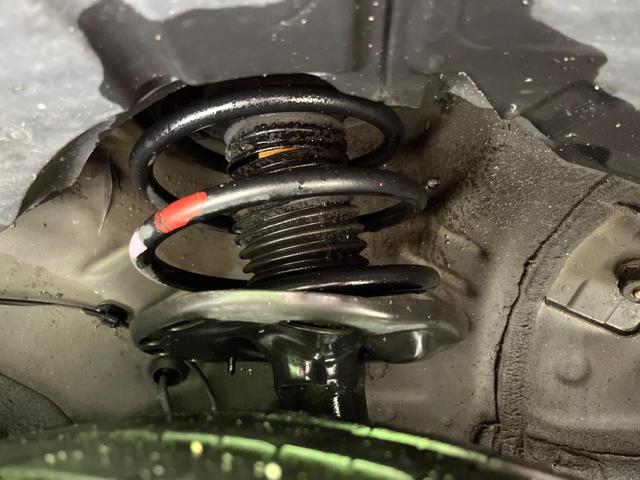 プリウス Ｇ　純正ＳＤナビ　バックカメラ　禁煙車　ハーフレザーシート　パワーシート　ドラレコ　スマートキー　ＨＩＤヘッド　ビルトインＥＴＣ　クルコン　オートライト　オートエアコン　Ｂｌｕｅｔｏｏｔｈ　ＣＤ（21枚目）