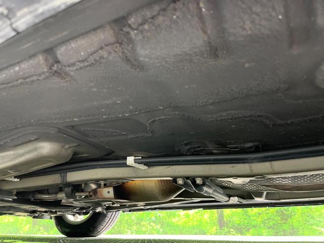 プリウス Ｇ　純正ＳＤナビ　バックカメラ　禁煙車　ハーフレザーシート　パワーシート　ドラレコ　スマートキー　ＨＩＤヘッド　ビルトインＥＴＣ　クルコン　オートライト　オートエアコン　Ｂｌｕｅｔｏｏｔｈ　ＣＤ（39枚目）