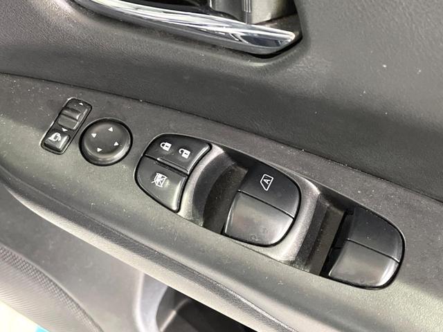 セレナ ｅ－パワー　ハイウェイスターＶ　フリップダウンモニター　純正１０インチナビ　全周囲カメラ　衝突被害軽減システム　レーダークルーズ　ハーフレザーシート　ドラレコ　コーナーセンサー　スマートキー　ＬＥＤヘッド　ビルトインＥＴＣ（29枚目）