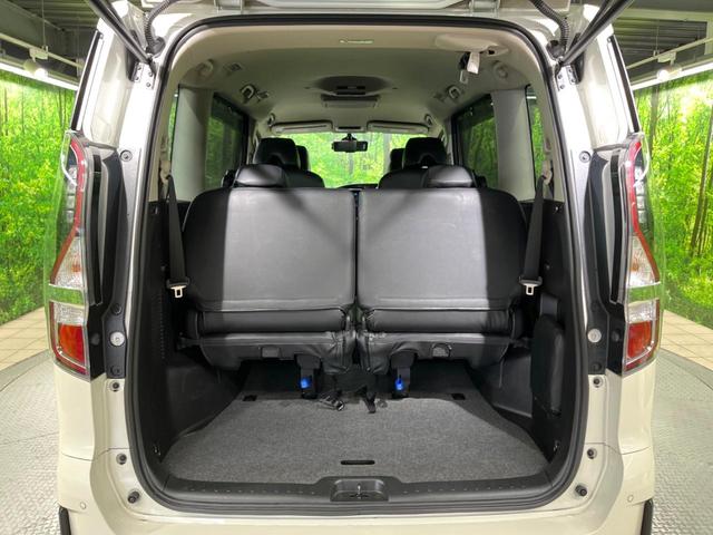 セレナ ｅ－パワー　ハイウェイスターＶ　フリップダウンモニター　純正１０インチナビ　全周囲カメラ　衝突被害軽減システム　レーダークルーズ　ハーフレザーシート　ドラレコ　コーナーセンサー　スマートキー　ＬＥＤヘッド　ビルトインＥＴＣ（49枚目）