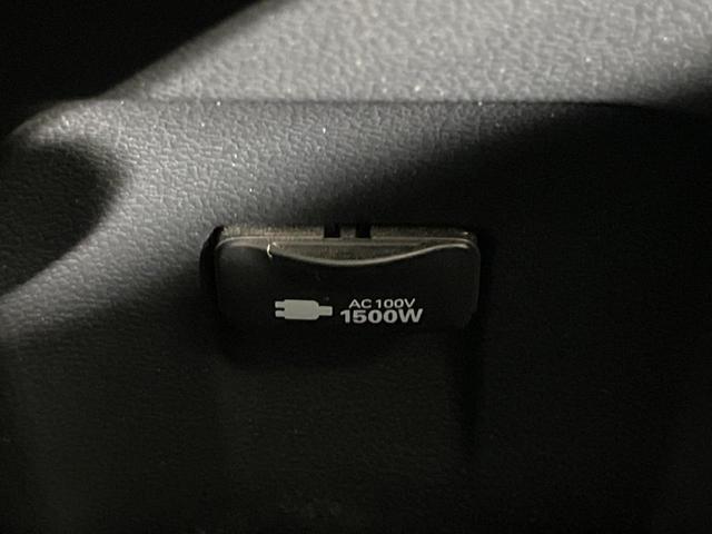 プリウス Ｓツーリングセレクション　フルエアロ　純正ＳＤナビ　バックカメラ　１００Ｖ電源　衝突被害軽減システム　禁煙車　レザー調シート　コーナーセンサー　スマートキー　ＬＥＤヘッド　ビルトインＥＴＣ　クルコン　純正１７インチアルミ（36枚目）