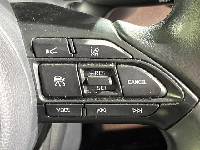 ヤリスクロス ハイブリッドＺ　バックカメラ　衝突被害軽減システム　レーダークルーズ　禁煙車　ハーフレザーシート　パワーシート　コーナーセンサー　スマートキー　ＬＥＤヘッド　ビルトインＥＴＣ　純正１８インチアルミ　オートハイビーム（5枚目）