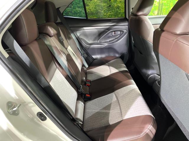 ヤリスクロス ハイブリッドＺ　バックカメラ　衝突被害軽減システム　レーダークルーズ　禁煙車　ハーフレザーシート　パワーシート　コーナーセンサー　スマートキー　ＬＥＤヘッド　ビルトインＥＴＣ　純正１８インチアルミ　オートハイビーム（9枚目）