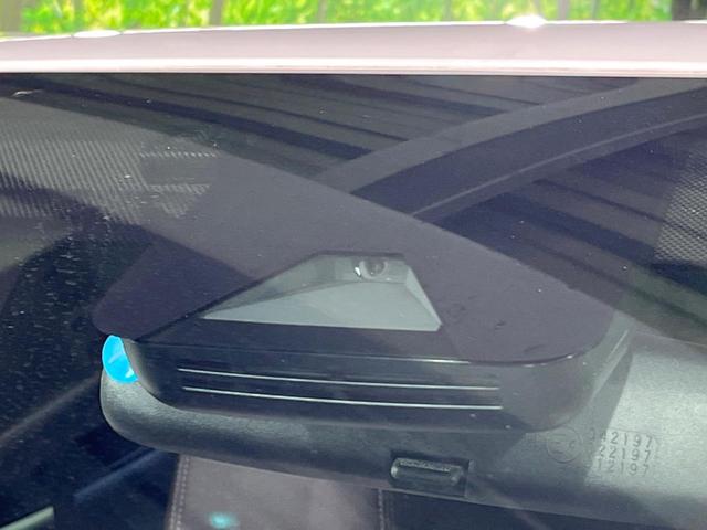 ヤリスクロス ハイブリッドＺ　バックカメラ　衝突被害軽減システム　レーダークルーズ　禁煙車　ハーフレザーシート　パワーシート　コーナーセンサー　スマートキー　ＬＥＤヘッド　ビルトインＥＴＣ　純正１８インチアルミ　オートハイビーム（21枚目）