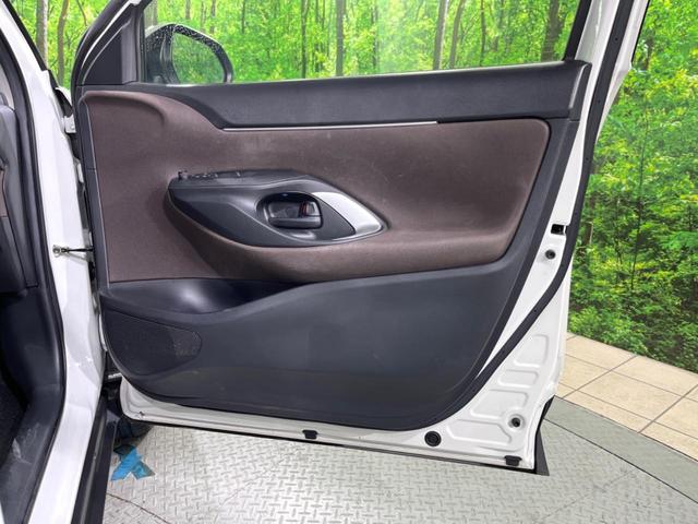 ヤリスクロス ハイブリッドＺ　バックカメラ　衝突被害軽減システム　レーダークルーズ　禁煙車　ハーフレザーシート　パワーシート　コーナーセンサー　スマートキー　ＬＥＤヘッド　ビルトインＥＴＣ　純正１８インチアルミ　オートハイビーム（36枚目）