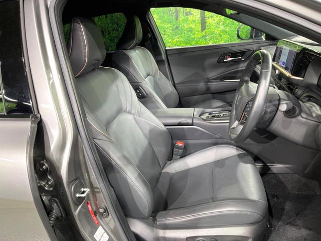 クラウンクロスオーバー Ｇアドバンスド・レザーパッケージ　４ＷＤ　全周囲カメラ　純正１２．３インチナビ　衝突被害軽減システム　禁煙車　レザーシート　前席シートエアコン　ドラレコ　コーナーセンサー　スマートキー　ＬＥＤヘッド　ＥＴＣ２．０　純正２１インチアルミ（8枚目）