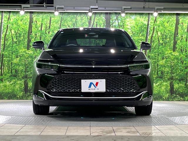 クラウンクロスオーバー Ｇアドバンスド・レザーパッケージ　４ＷＤ　全周囲カメラ　純正１２．３インチナビ　衝突被害軽減システム　禁煙車　レザーシート　前席シートエアコン　ドラレコ　コーナーセンサー　スマートキー　ＬＥＤヘッド　ＥＴＣ２．０　純正２１インチアルミ（14枚目）