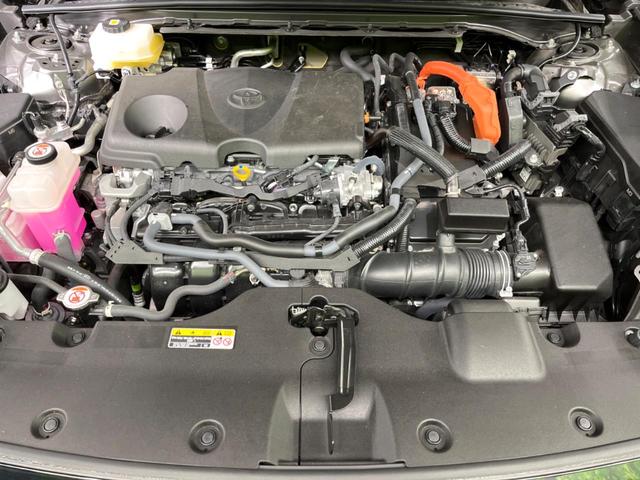 クラウンクロスオーバー Ｇアドバンスド・レザーパッケージ　４ＷＤ　全周囲カメラ　純正１２．３インチナビ　衝突被害軽減システム　禁煙車　レザーシート　前席シートエアコン　ドラレコ　コーナーセンサー　スマートキー　ＬＥＤヘッド　ＥＴＣ２．０　純正２１インチアルミ（18枚目）