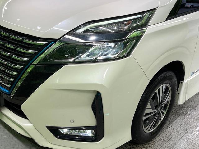 セレナ ｅ－パワー　ハイウェイスターＶ　純正１０型ナビ　両側電動ドア　全周囲カメラ　衝突被害軽減システム　プロパイロット　禁煙車　ドラレコ　コーナーセンサー　スマートキー　ビルトインＥＴＣ　純正１５インチアルミ　オートライト（13枚目）