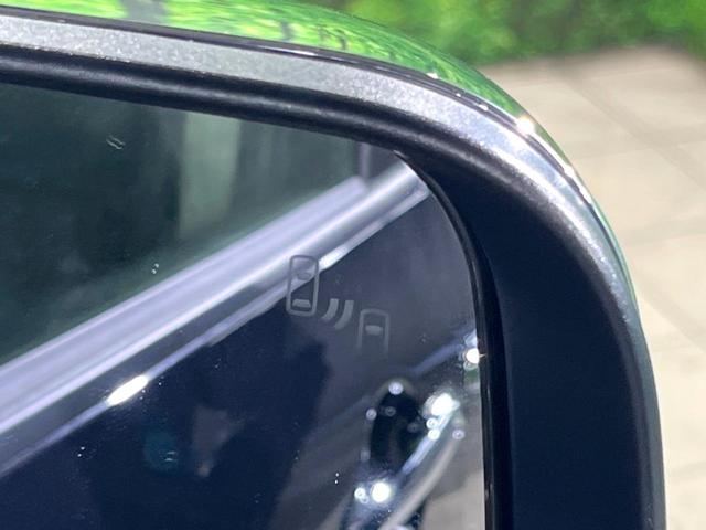 デリカＤ：５ Ｐ　サイドステップ付　４ＷＤ　純正１０型ナビ　　両側電動ドア　全周囲カメラ　レーダークルーズ　禁煙車　電動リアゲート　パワーシート　ドラレコ　スマートキー　ＬＥＤヘッド　純正１８インチアルミ（6枚目）