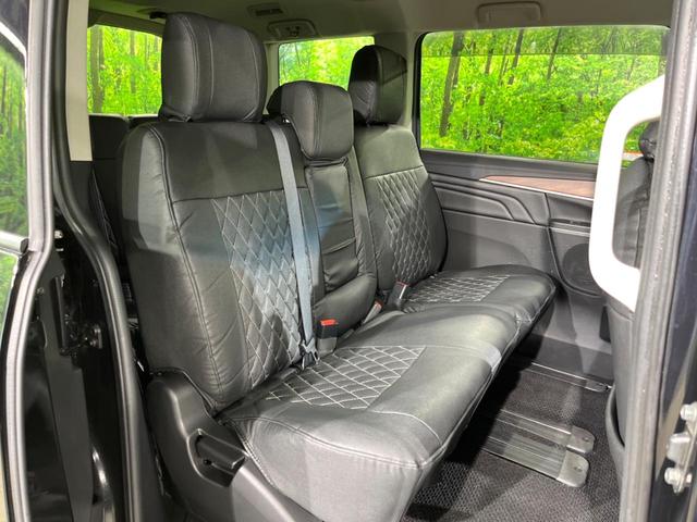 デリカＤ：５ Ｐ　サイドステップ付　４ＷＤ　純正１０型ナビ　　両側電動ドア　全周囲カメラ　レーダークルーズ　禁煙車　電動リアゲート　パワーシート　ドラレコ　スマートキー　ＬＥＤヘッド　純正１８インチアルミ（9枚目）