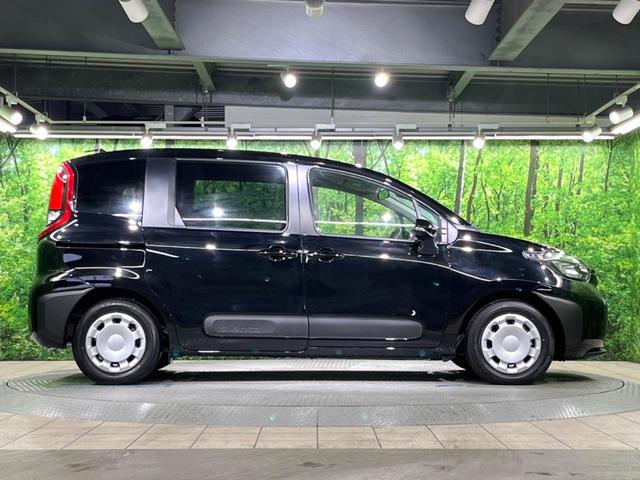 シエンタ ハイブリッドＸ　登録済未使用車　電動スライドドア　衝突被害軽減システム　レーダークルーズ　禁煙車　コーナーセンサー　スマートキー　ＬＥＤヘッド　オートハイビーム　車線逸脱警報　オートライト　オートエアコン（49枚目）