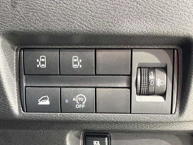 デリカミニ Ｔ　プレミアム　４ＷＤ　ＳＤナビ　両側電動ドア　全周囲カメラ　衝突被害軽減システム　レーダークルーズ　禁煙車　ドラレコ　コーナーセンサー　ＬＥＤヘッド　ビルトインＥＴＣ　純正１５インチアルミ　車線逸脱警報（6枚目）