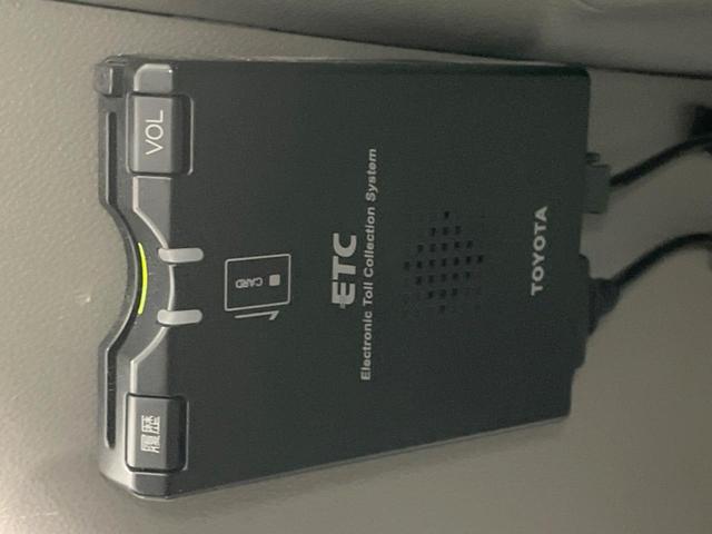 ピクシススペース Ｌ　ナビ　禁煙車　ＥＴＣ　ＣＤ　地デジ　オーディオ　電動格納ドアミラー　プライバシーガラス　バニティミラー　アイドリングストップ　盗難防止装置　横滑り防止装置　衝突安全ボディ　トリコットコンビシート（4枚目）