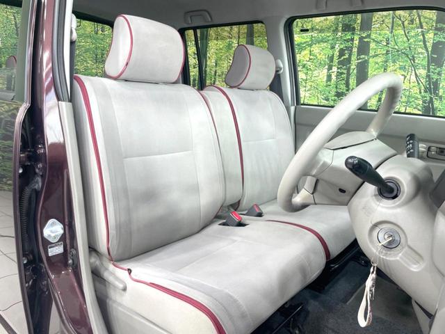 ピクシススペース Ｌ　ナビ　禁煙車　ＥＴＣ　ＣＤ　地デジ　オーディオ　電動格納ドアミラー　プライバシーガラス　バニティミラー　アイドリングストップ　盗難防止装置　横滑り防止装置　衝突安全ボディ　トリコットコンビシート（8枚目）