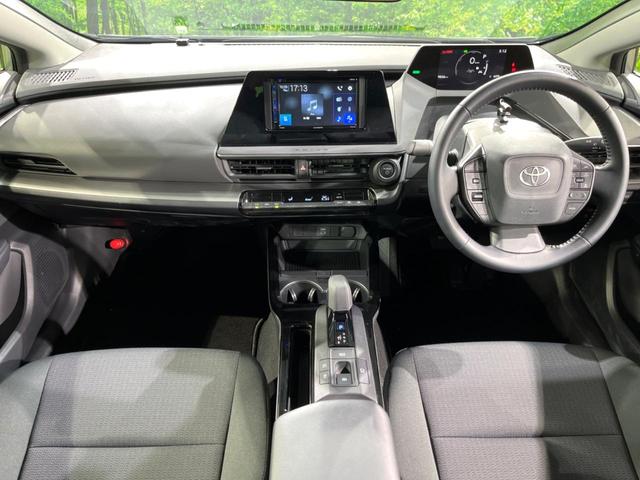 プリウス Ｘ　バックカメラ　トヨタセーフティセンス　　カロッツェリアディスプレイオーディオ　ＡＣ１００Ｖ　クリアランスソナー　レーダークルーズ　スマートキー　プッシュスタート　ＥＴＣ　オートエアコン　ＬＥＤヘッドラ（2枚目）