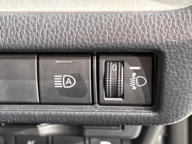 プリウス Ｘ　バックカメラ　トヨタセーフティセンス　　カロッツェリアディスプレイオーディオ　ＡＣ１００Ｖ　クリアランスソナー　レーダークルーズ　スマートキー　プッシュスタート　ＥＴＣ　オートエアコン　ＬＥＤヘッドラ（24枚目）