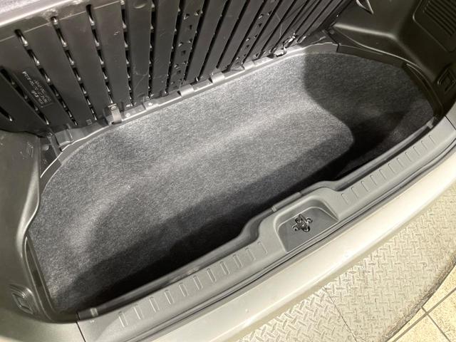 セレナ ハイウェイスター　両側電動ドア　純正ＳＤナビ　後席モニター　全周囲カメラ　禁煙車　コーナーセンサー　スマートキー　ＨＩＤヘッド　ビルトインＥＴＣ　クルコン　純正１６インチアルミ　オートライト　オートエアコン　ＣＤ（47枚目）